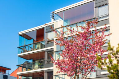 Saadaanko asunto-osakeyhtiölakiin nykyistä paremmat keinot häiriötilanteiden hallintaan?